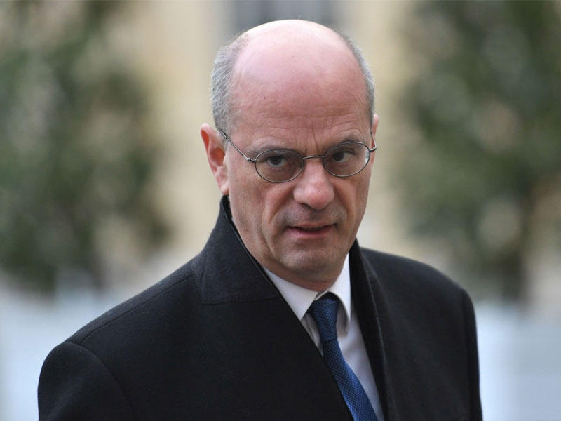 وزير التعليم والرياضة الفرنسي جان ميشيل بلانكيه