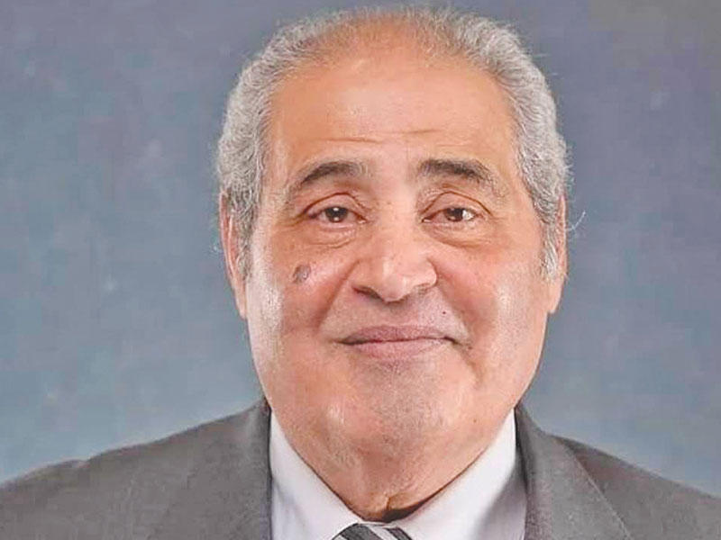 الأديب المصري د. نبيل فاروق