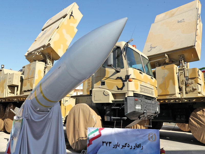 نظام الصواريخ الإيرانية «باور-373» ينافس منظومات الدفاع الجوي الروسية بعيدة المدى من طراز (أس- 400)