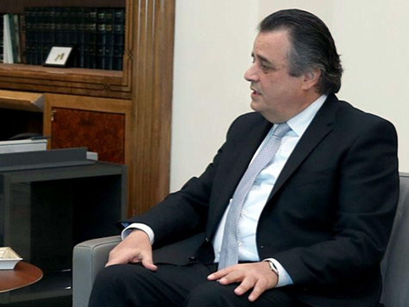 النائب روجيه عازار