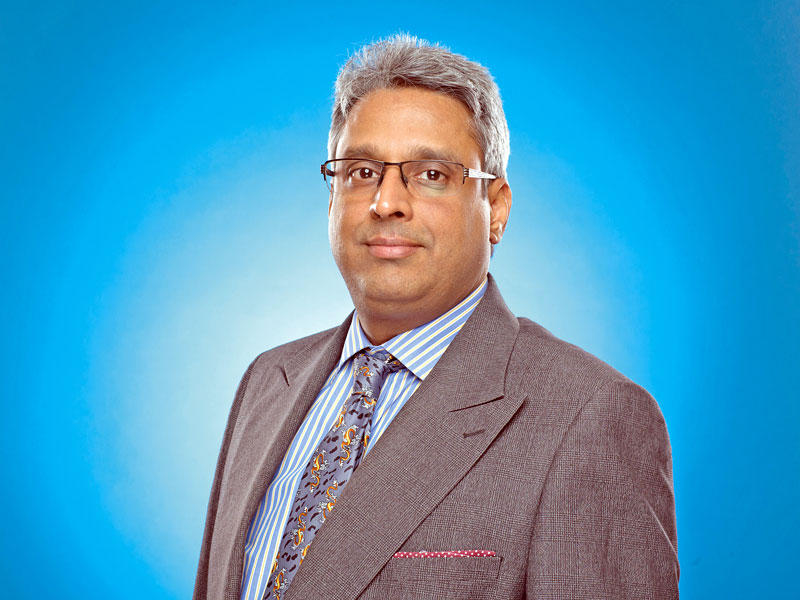 إم أر راغو نائب الرئيس التنفيذي في المركز المالي الكويتي (المركز) 