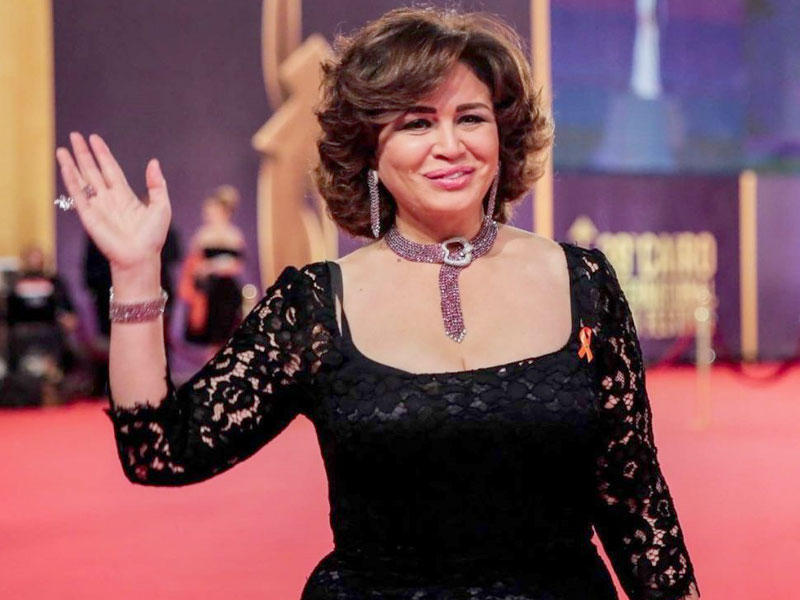 الفنانة إلهام شاهين 