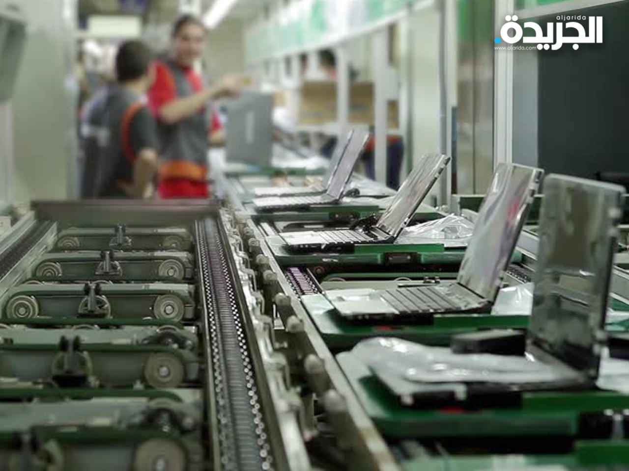 عملية تصنيع شاشات الكمبيوترات الدفترية والمكتبية