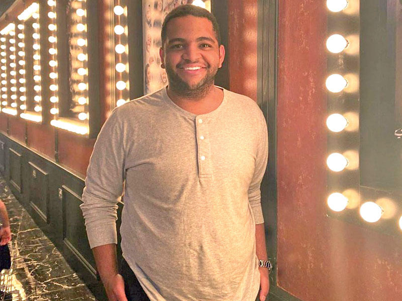 الفنان خالد المظفر 