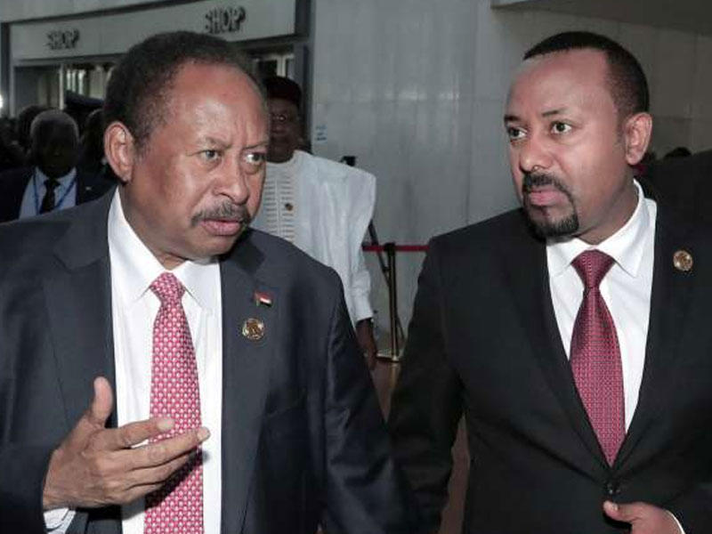 رئيس الوزراء السوداني عبدالله حمدوك مع رئيس الحكومة الاتحادية الإثيوبي آبي أحمد 