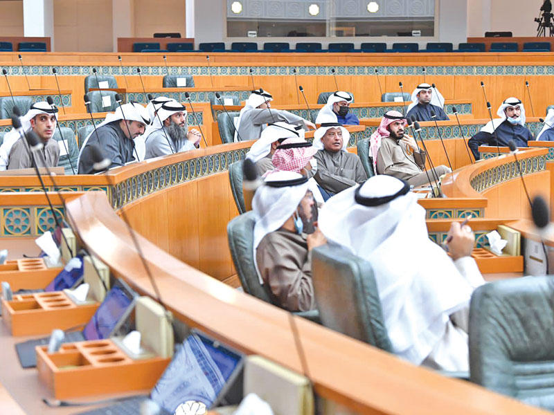 جانب من النواب خلال اللقاء التعريفي