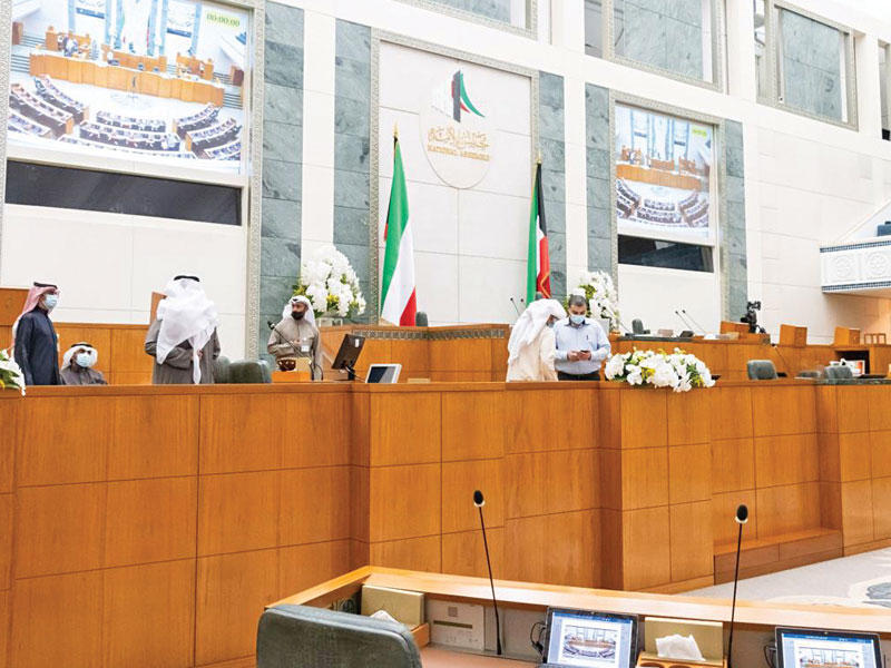 جانب من استعدادات أمانة المجلس لحفل الافتتاح