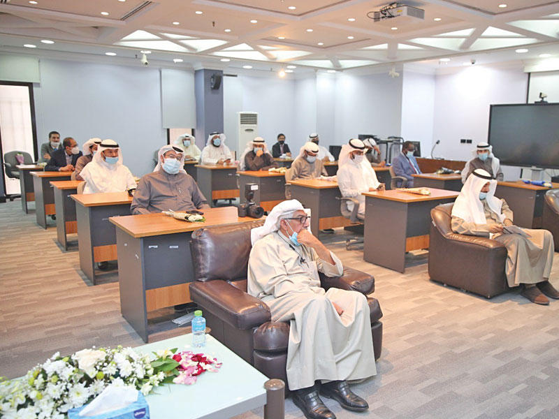 الحضور أثناء حفل التكريم