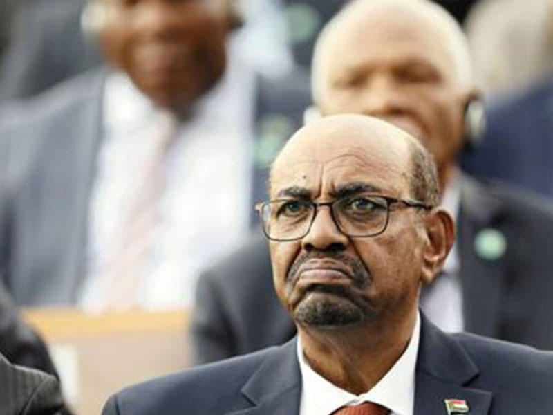 الرئيس السوداني السابق عمر البشير
