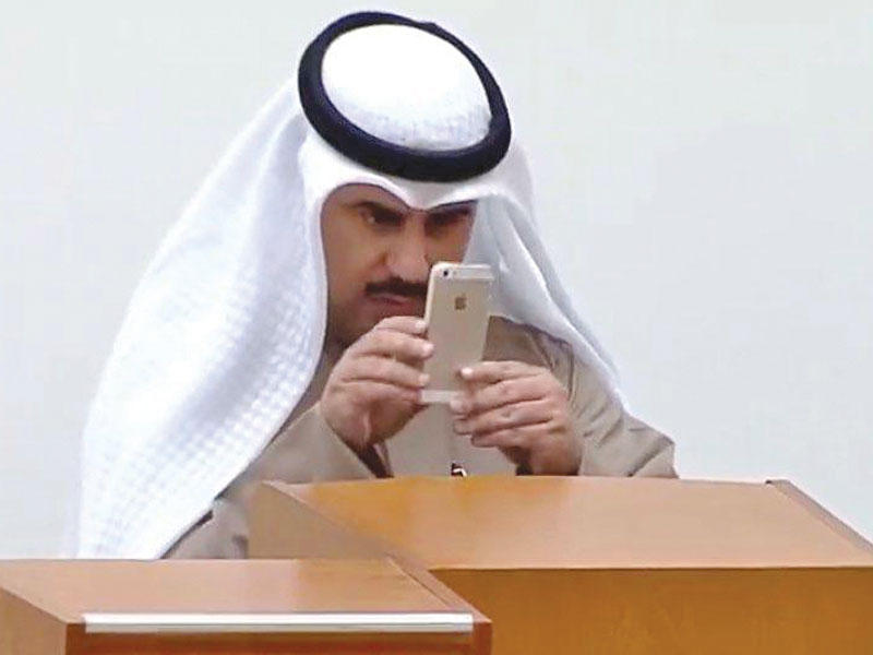 النائب ثامر السويط يوثق تصويته