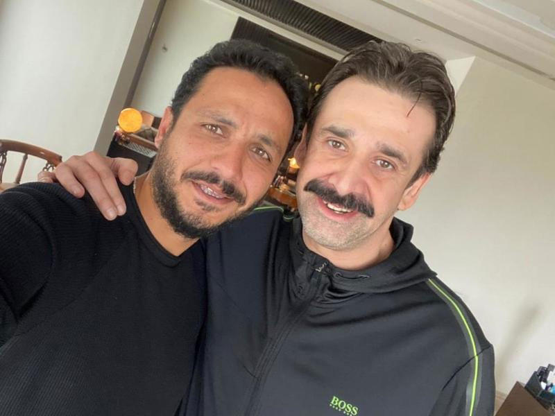 الفنان كريم عبدالعزيز مع المخرج بيتر ميمي