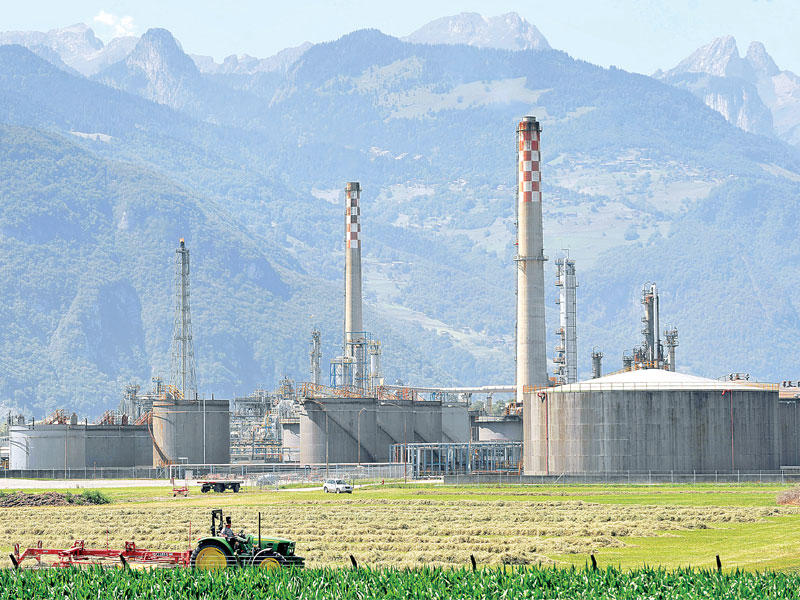 أسعار النفط الخام 