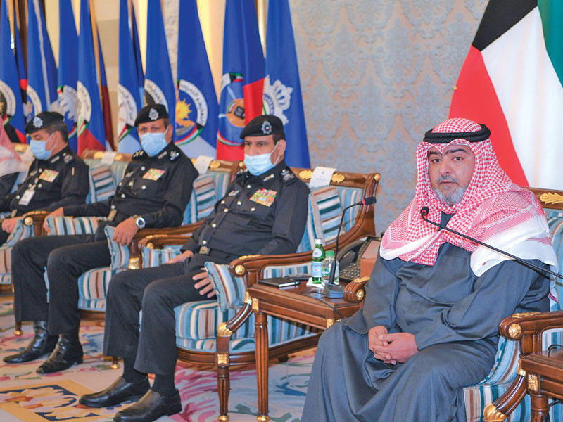  وزير الداخلية الشيخ ثامر العلي  وقيادات «الداخلية»