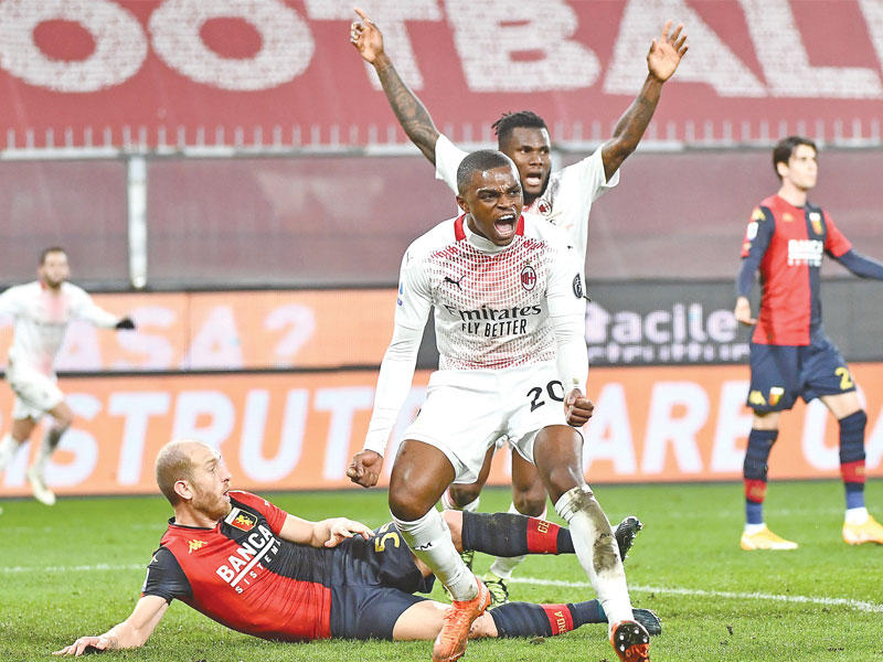 كالولو نجم ميلان يحتفل بهدفه