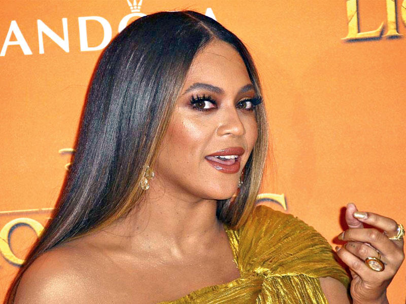 النجمة العالمية بيونسي