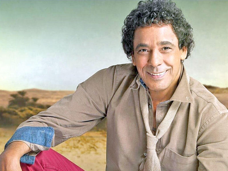 الفنان محمد منير 