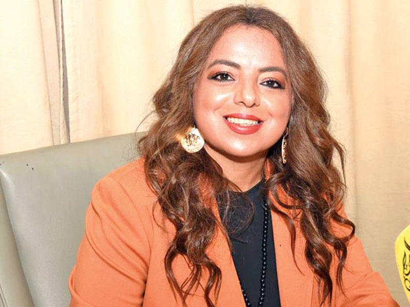 الكاتبة والشاعرة بان الرفاعي 