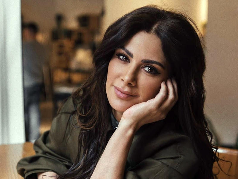 الممثلة الأردنية صبا مبارك 