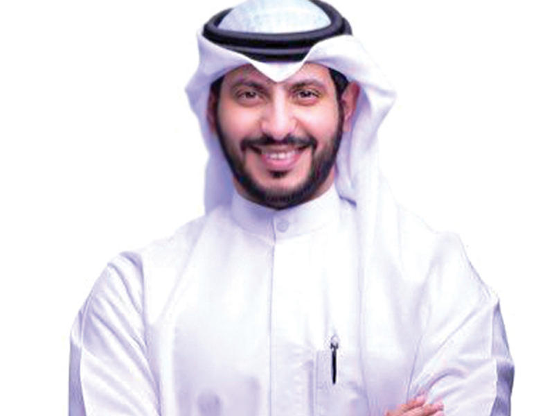  أستاذ تكنولوجيا التعليم عضو هيئة التدريس بقسم المناهج وطرق التدريس في كلية التربية بجامعة الكويت، القائم على حملة تبادل الكتب الدراسية التي أطلقتها الكلية د. وليد العنزي