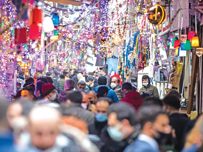 التحرش يهزّ الأوساط الأدبية في تركيا