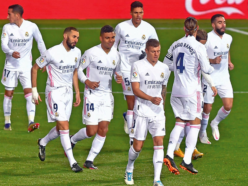 لاعبو ريال مدريد خلال مباراة سابقة