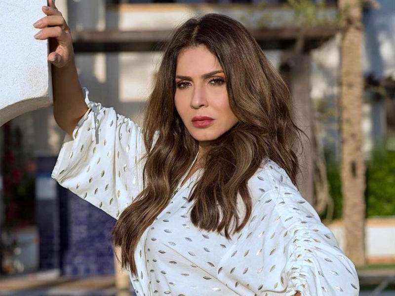 الفنانة نجلاء بدر 