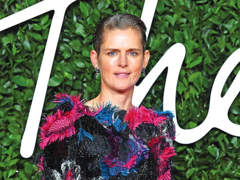 عارضة الأزياء العالمية التي برزت منذ التسعينيات، ستيلا تينانت