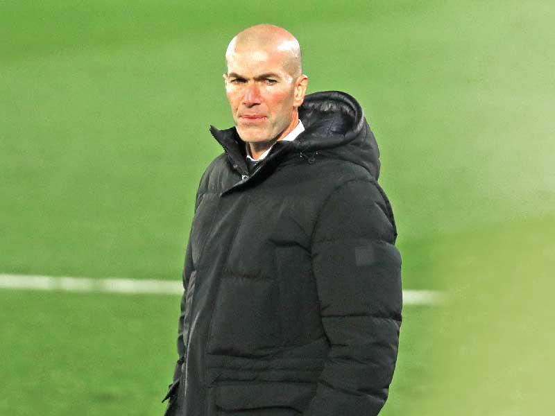 زين الدين زيدان المدير الفني لريال مدريد 