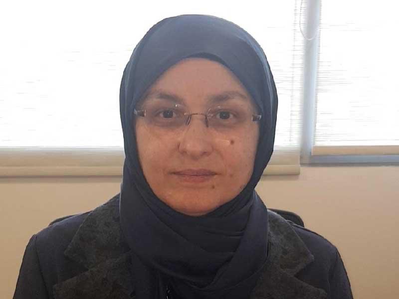 رئيسة قسم القبول والتسجيل في الجامعة العربية المفتوحة بالكويت ناهد الشيخ