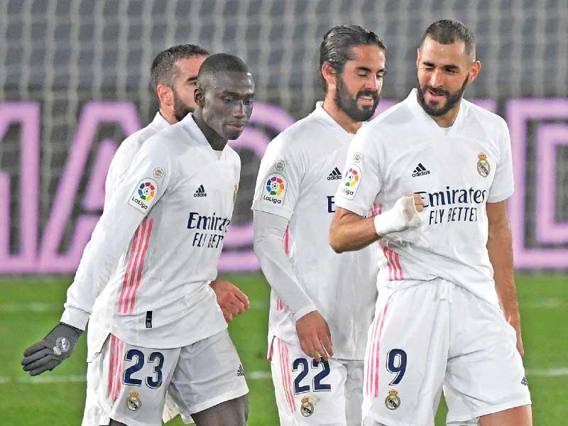 لاعبو ريال مدريد خلال مباراة سابقة