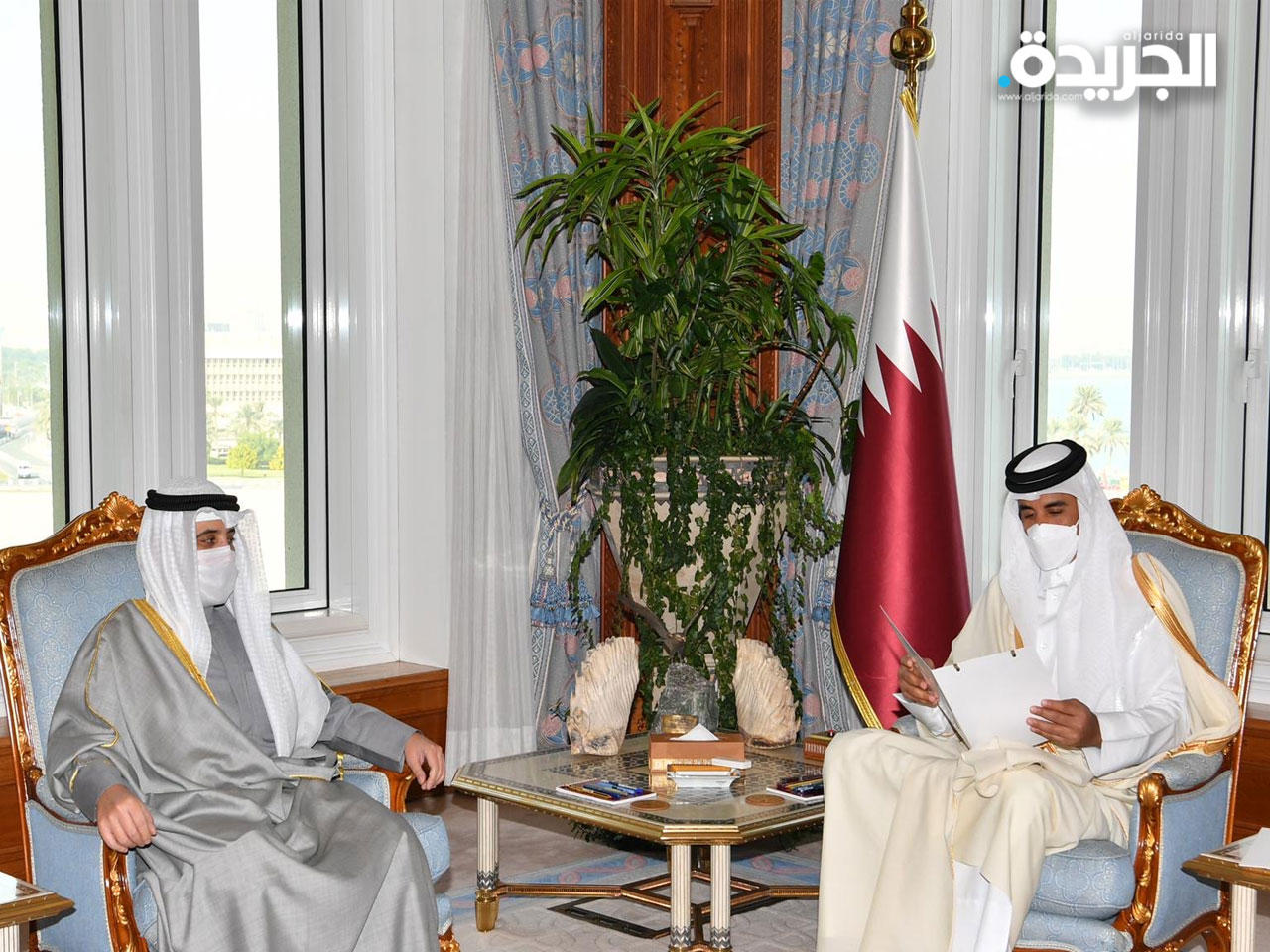  وزير الخارجية الكويتي يسلم رسالة من سمو أمير البلاد الى امير دولة قطر 