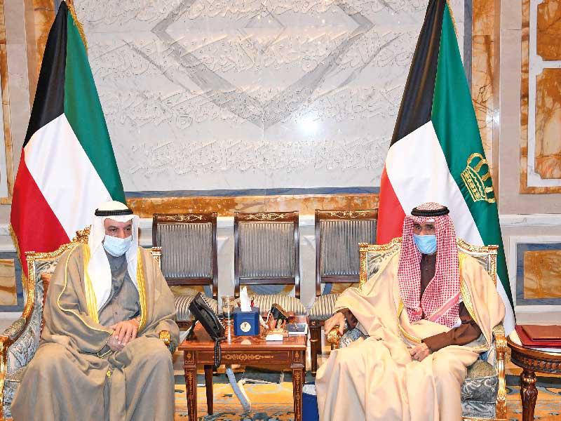 صاحب السمو مستقبلاً رئيس ديوان المحاسبة أمس