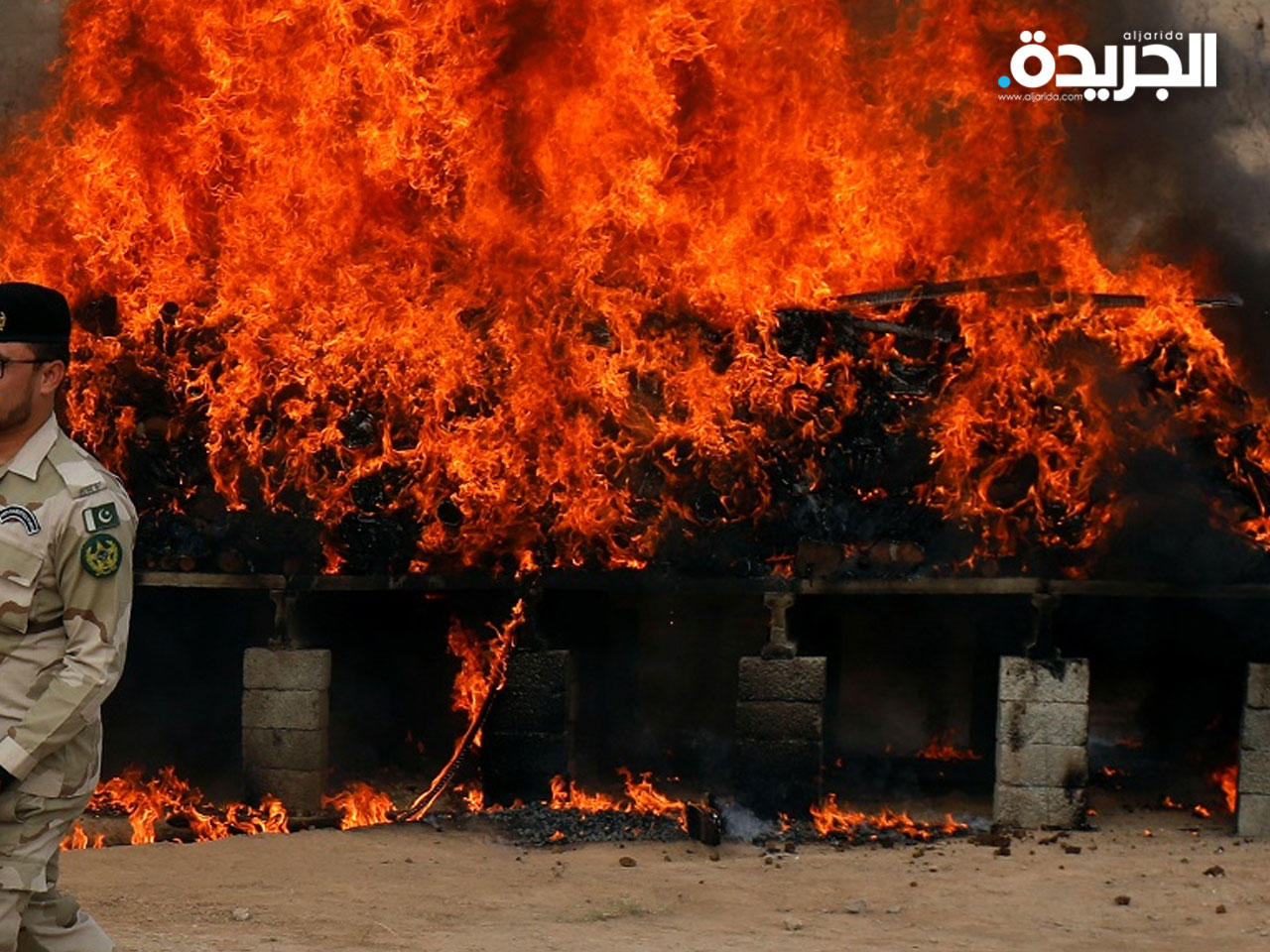 متشددون يحرقون معبدا هندوسياً في باكستان (أرشيفية)