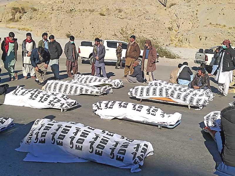 باكستان مسلحون يقتلون 11 من أقلية الهزارةn