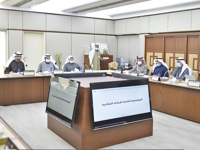 اجتماع سابق للجنة الإسكانية