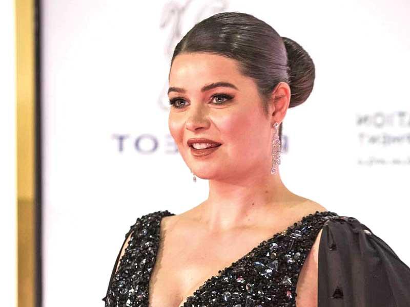 الفنانة يسرا اللوزي