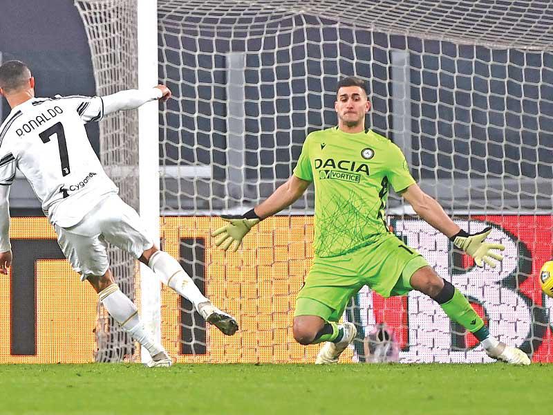 رونالدو نجم يوفنتوس يحرز الهدف الثاني