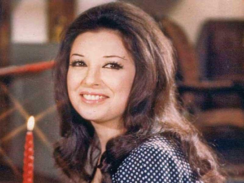 المطربة نجاة