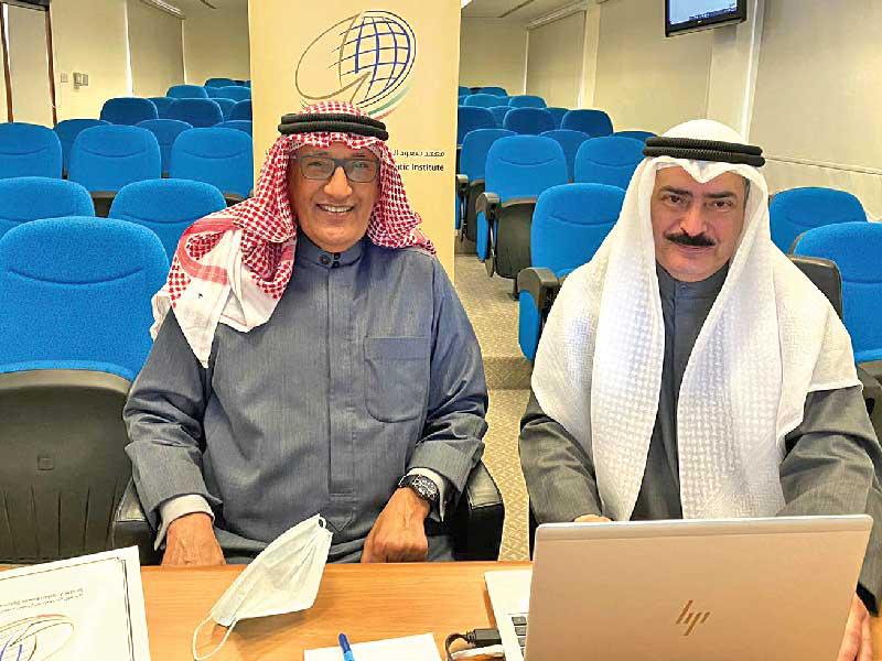 العبدالجليل وعبدالعزيز الشارخ