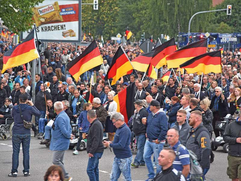 اليمين المتطرف نشط في ألمانياn