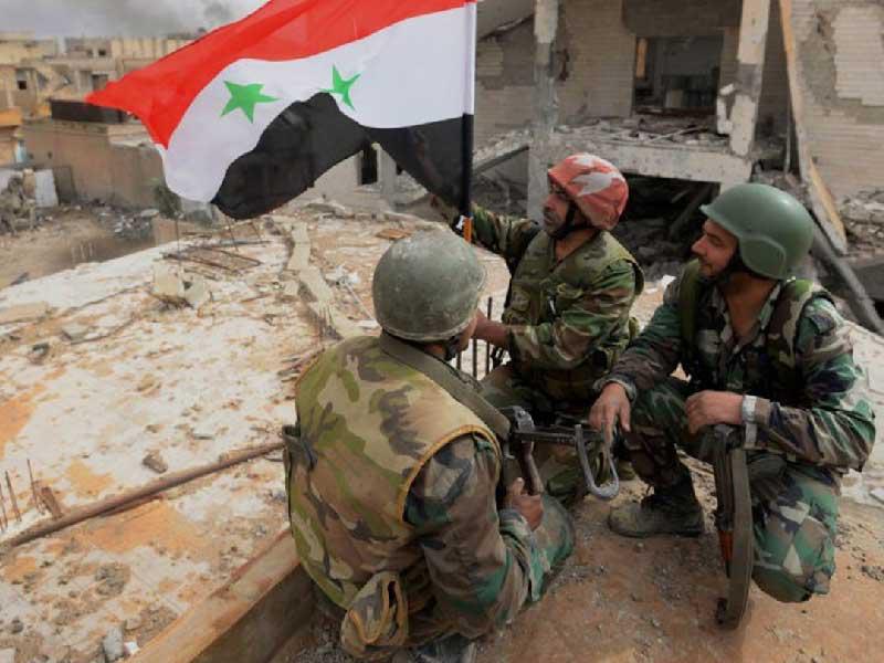 تنظيم داعش يشن هجوماً عنيفاً في حماة