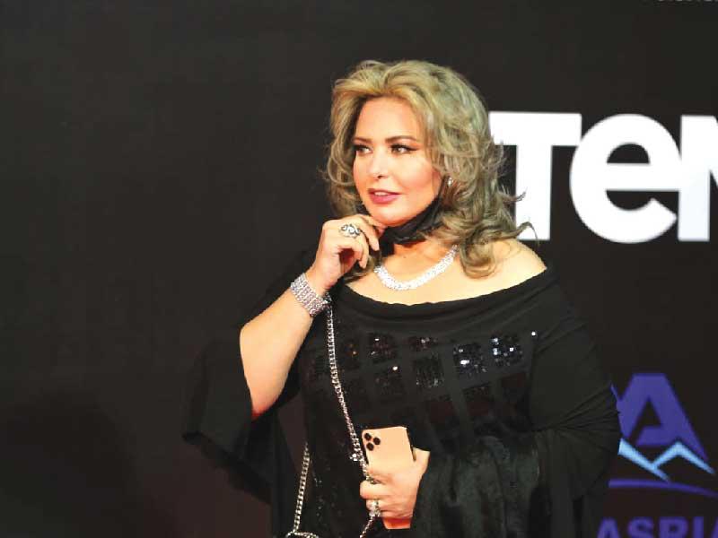 الفنانة صابرين