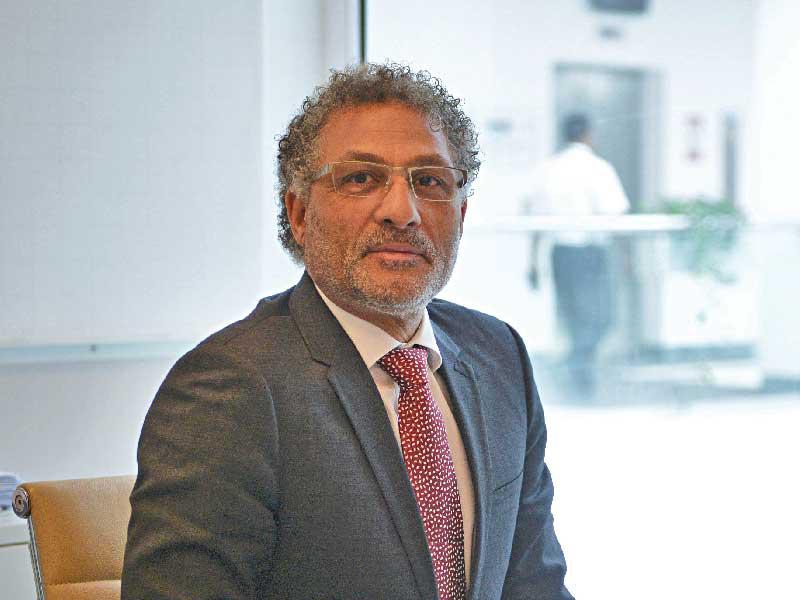  البروفيسور عمر مفكّر