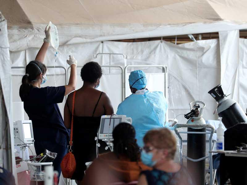 جنوب إفريقيا تترقب الموجتين «الثالثة والرابعة»