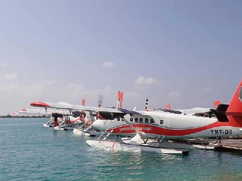 طائرة مائية