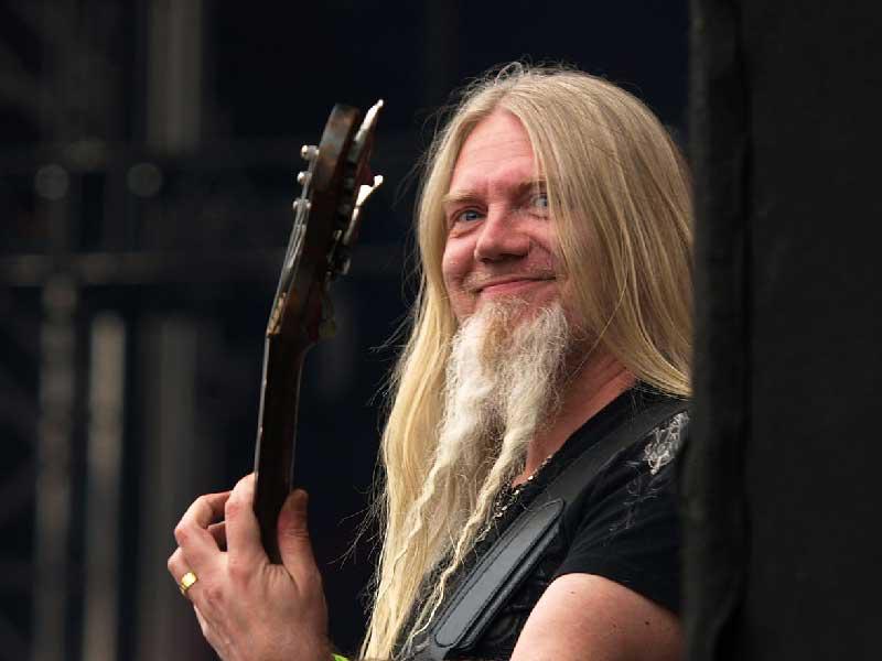 عازف الغيتار ماركو هيتالا