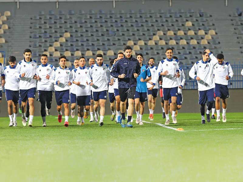 من تدريبات الأزرق في التجمع السابق