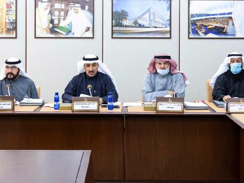 اجتماع اللجنة الصحية أمس 