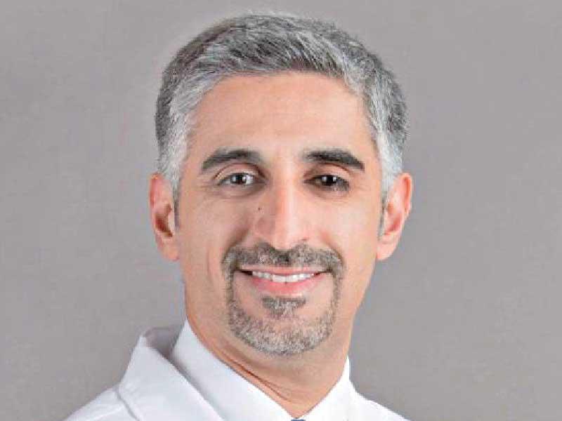  استشاري ورئيس وحدة الغدد الصماء والسكر في مستشفى جابر الأحمد، د. ثامر العيسى