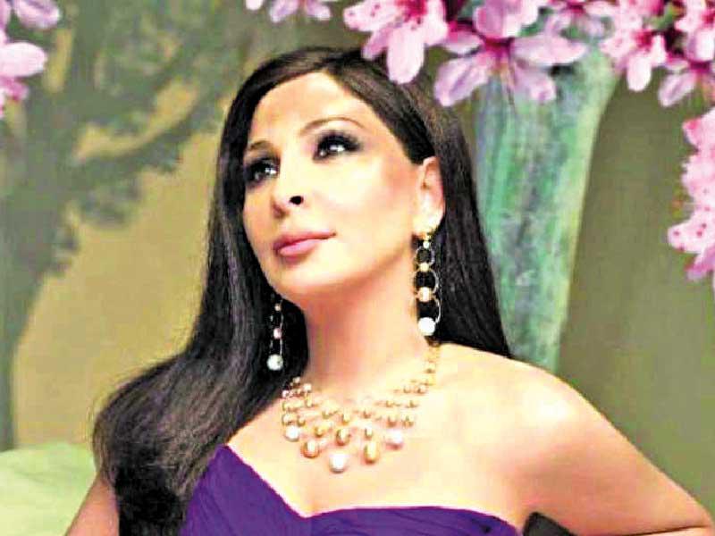المطربة اللبنانية إليسا